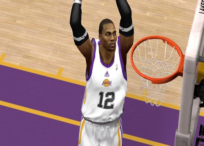Cyberface de Howard en los Lakers