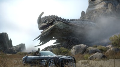 Final Fantasy XV criatura y coche